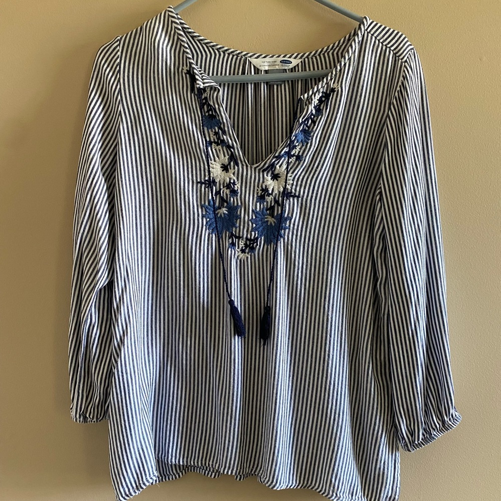 Old Navy Shirt